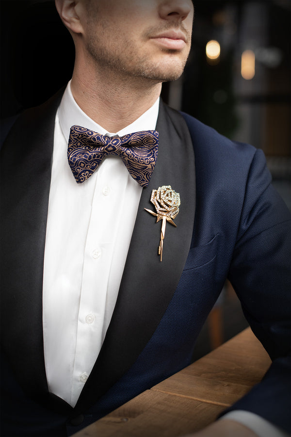Butterfly Style Bow Tie-Gold/Navy