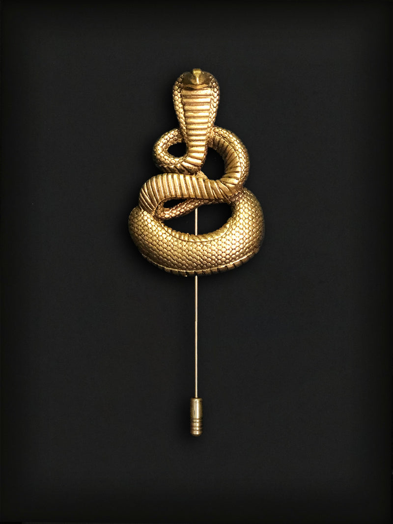 Cobra Lapel Pin-Gold